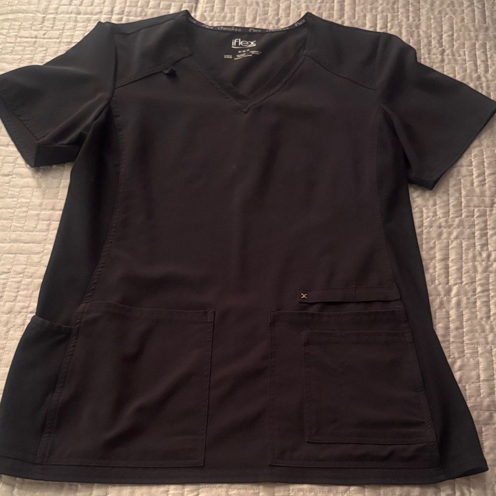 Cherokee iFlex V-neck Scrub Top in Black